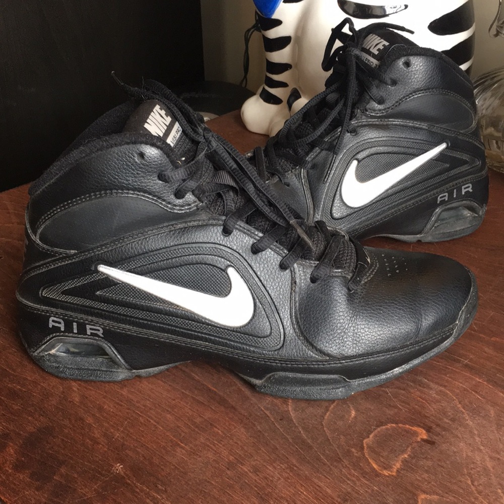 Nike Air Visi Pro 3 basketball shoes